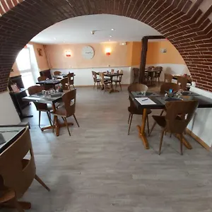 https://la-chaumiere-seyne.fr-provencehotel.com