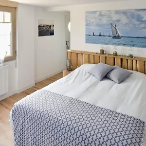 Couette-café Petite Emeraude, Cancale