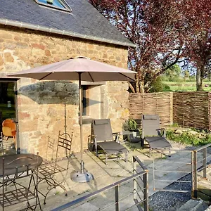 Hébergement de vacances Le Nid De La Breizhidence, Combourg